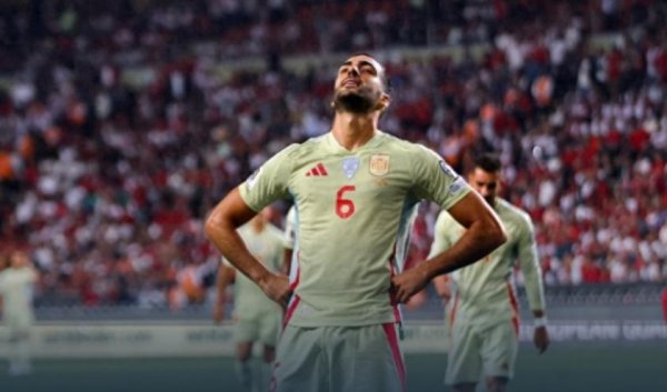 6-0横扫土耳其! 新科欧洲冠军讲明实力, 一东说念主号称中场新群众