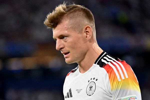 克罗斯: 德国目下清寒海外级球员, 我弟放目下细则有契机进国度队