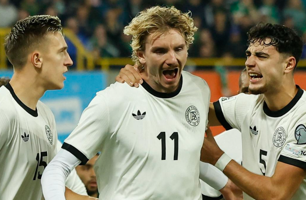 争夺尖锐化: 前2积分换取, 英超球星破门, 德国豪取3连胜