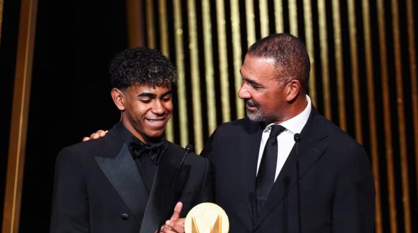 阿斯：巴萨明晰登贝莱是金球最大热点，属于亚马尔的在不久后