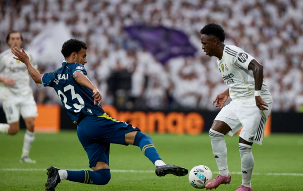 西甲-米利唐姆巴佩连轰寰宇波 皇马2-0西班经纪东说念主迎5连胜