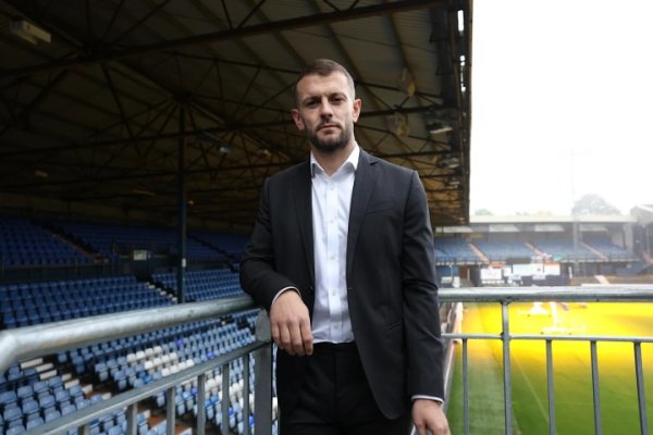 可以的开局！33岁威尔希尔捏教卢顿获得4连胜