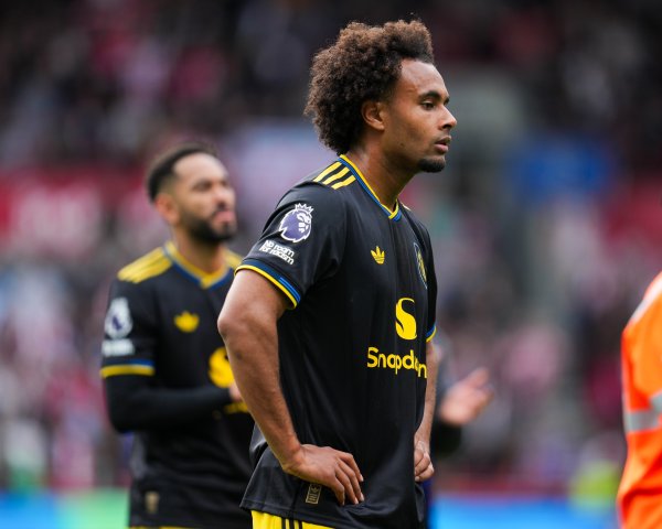 曼晚：梅努和王人尔克泽想象参加宇宙杯，但在曼联得不到出场契机