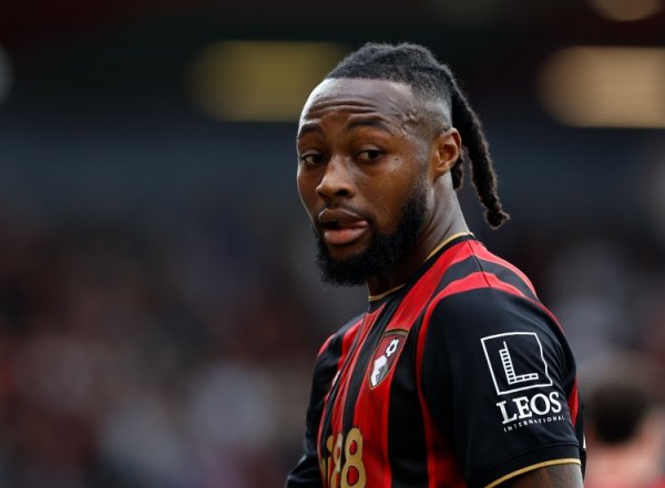 联赛11轮轰6球3助！镜报料到塞梅尼奥曩昔：曾亲承我方是多年枪迷