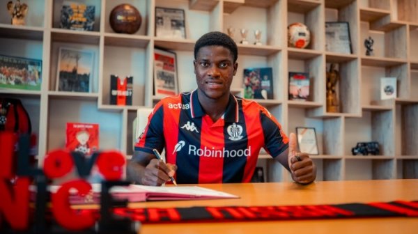 官方: 尼斯与19岁时尚伯纳德-恩盖内续约一年, 协议时至2029年