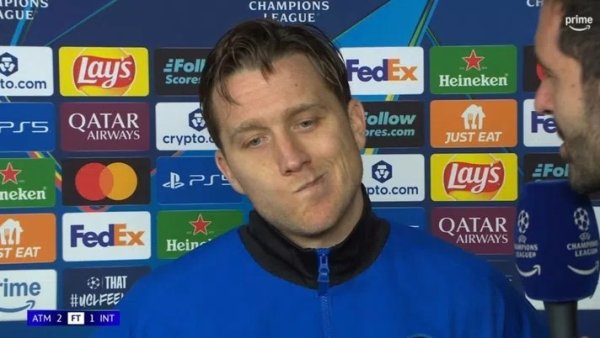 泽林斯基：缺憾进球没帮到球队，天然2连败但咱们的发扬一直很好